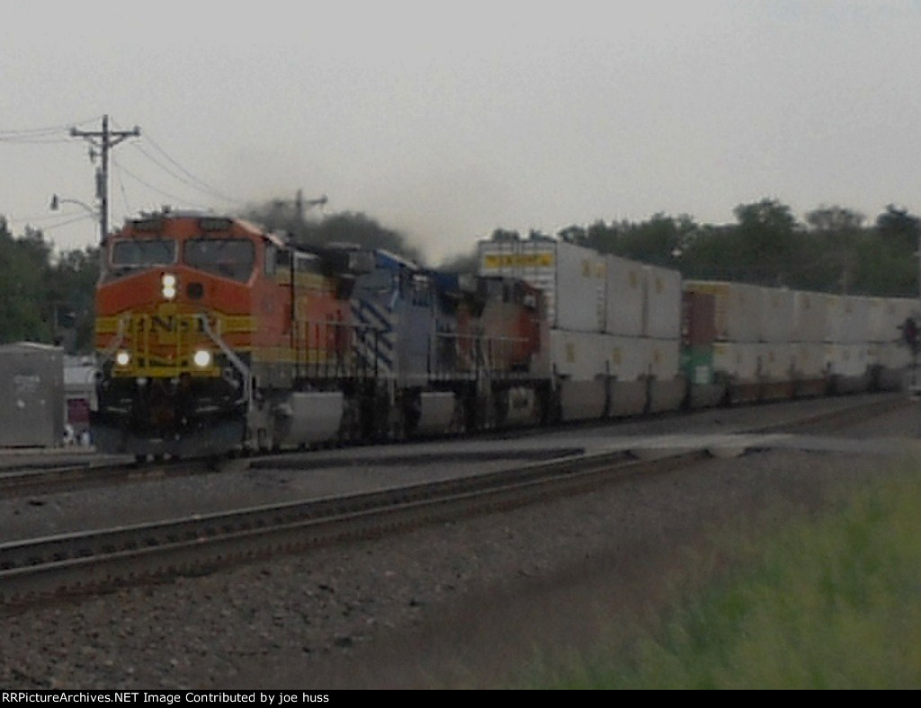 BNSF 4995 West